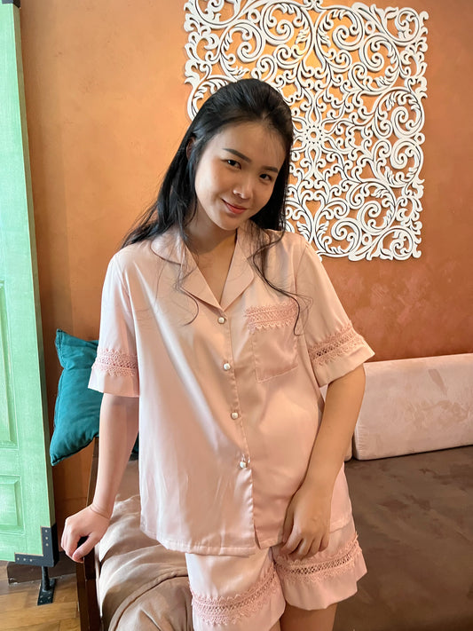 Della Collection : Short sleeve + short pants (Light Pink)