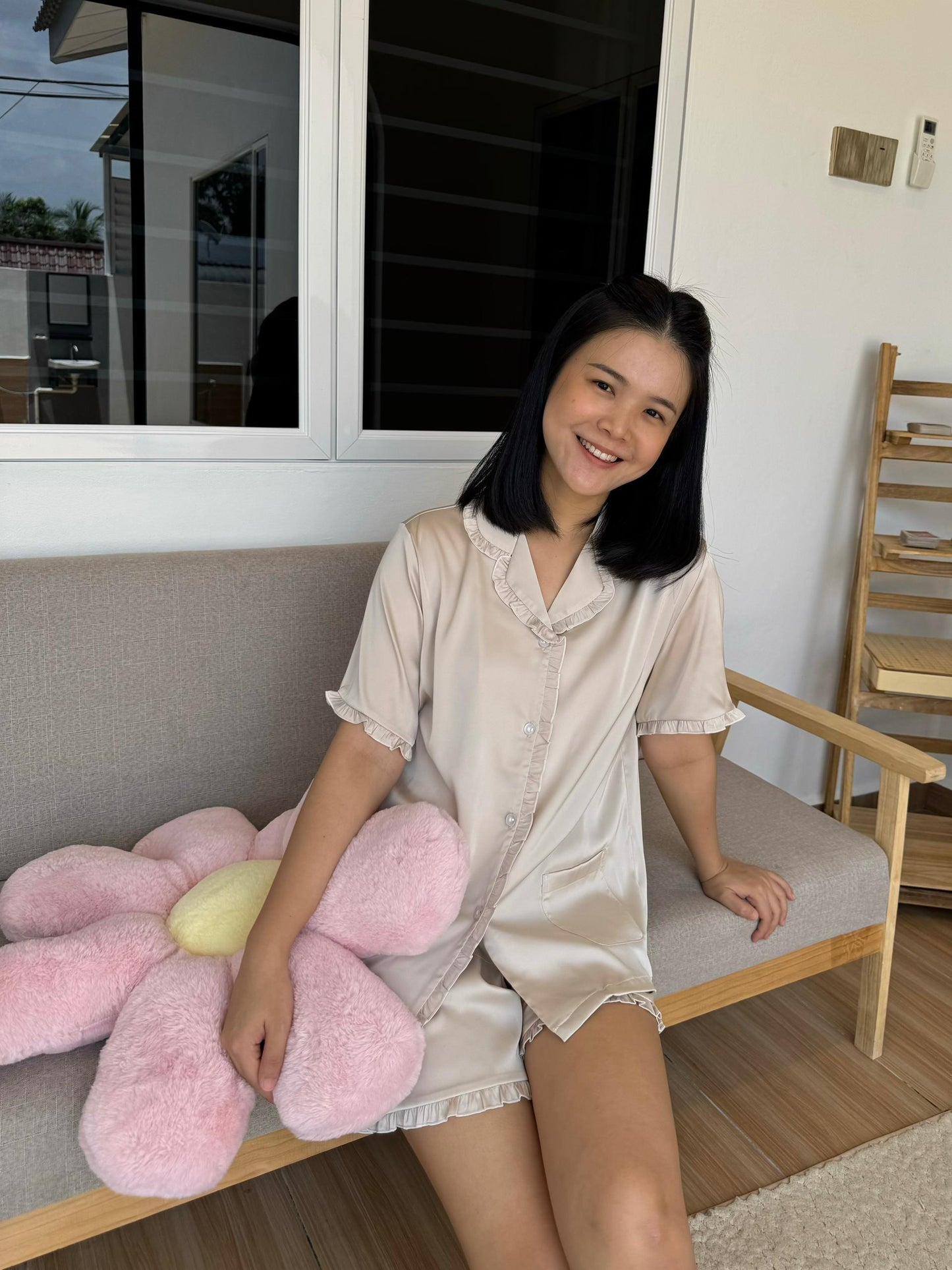 Nicky Collection : Short sleeve + short pants (Beige)