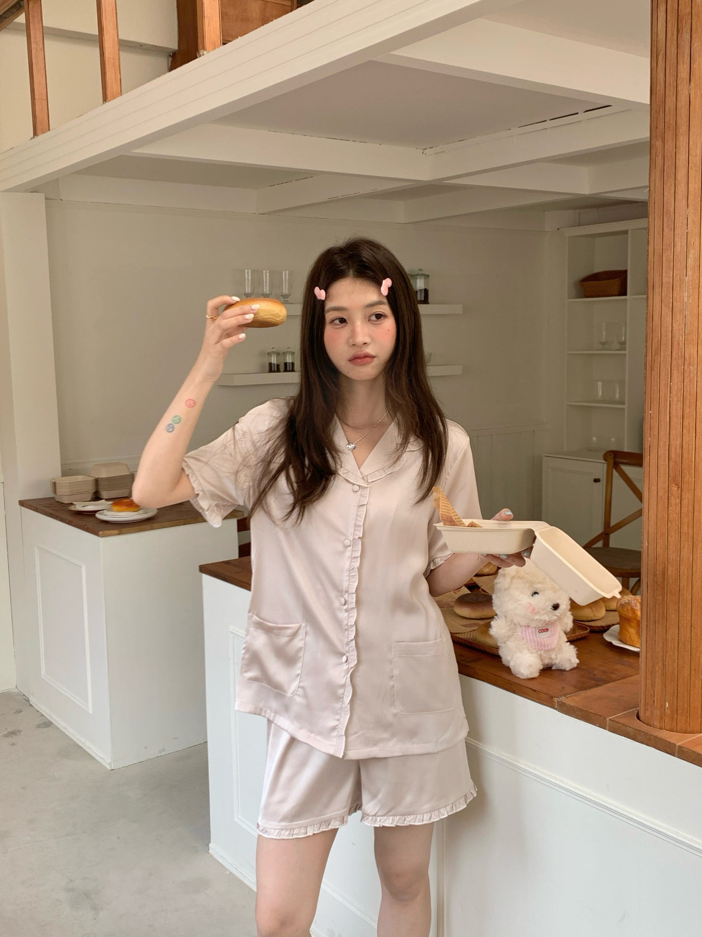 Nicky Collection : Short Sleeve with Short Pants (Beige)