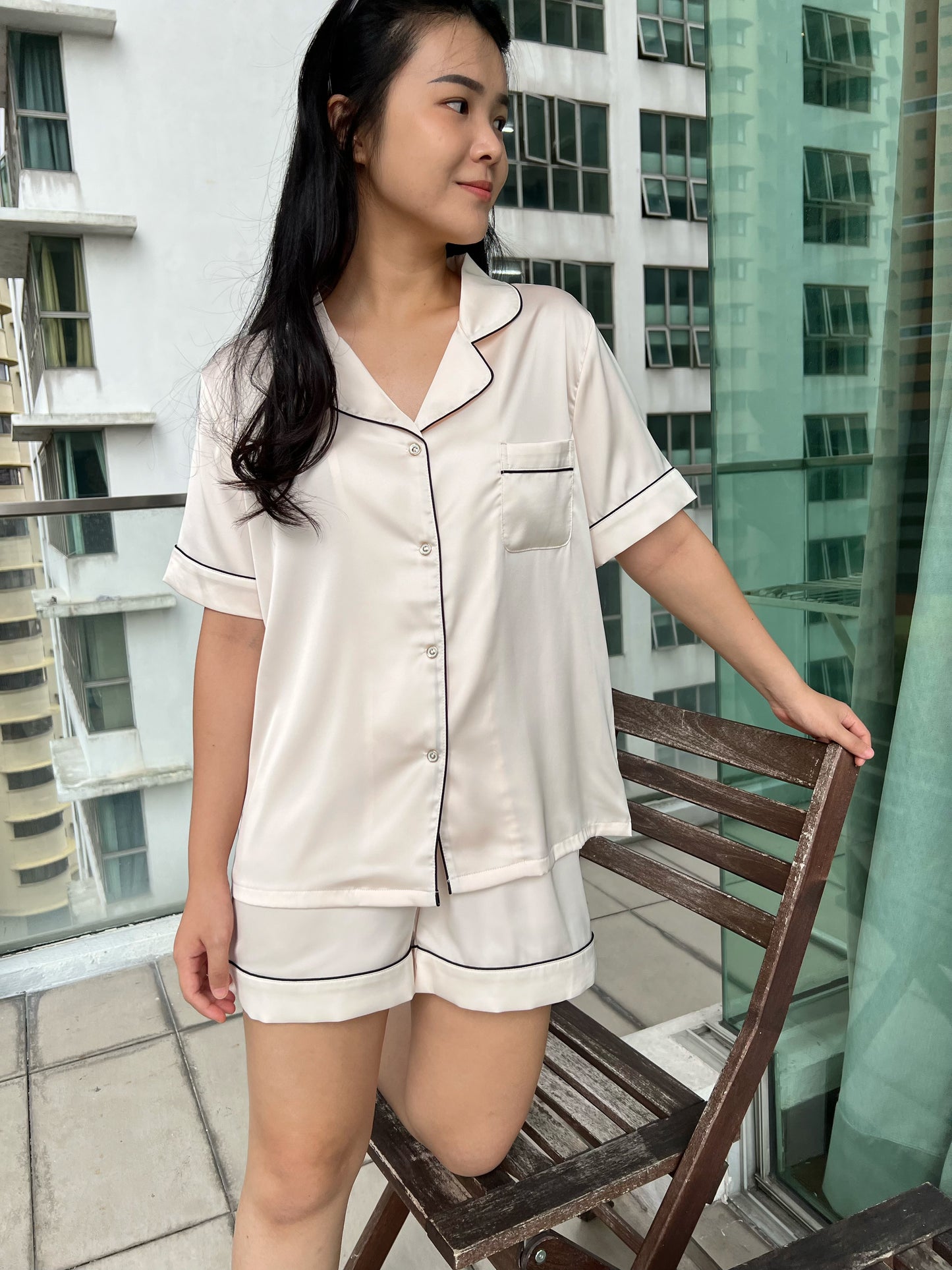 Abby Collection : Short sleeve + short pants (Cream)