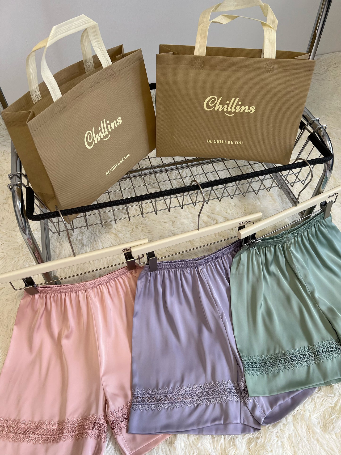 Della Collection : Short sleeve + short pants (Light Pink)