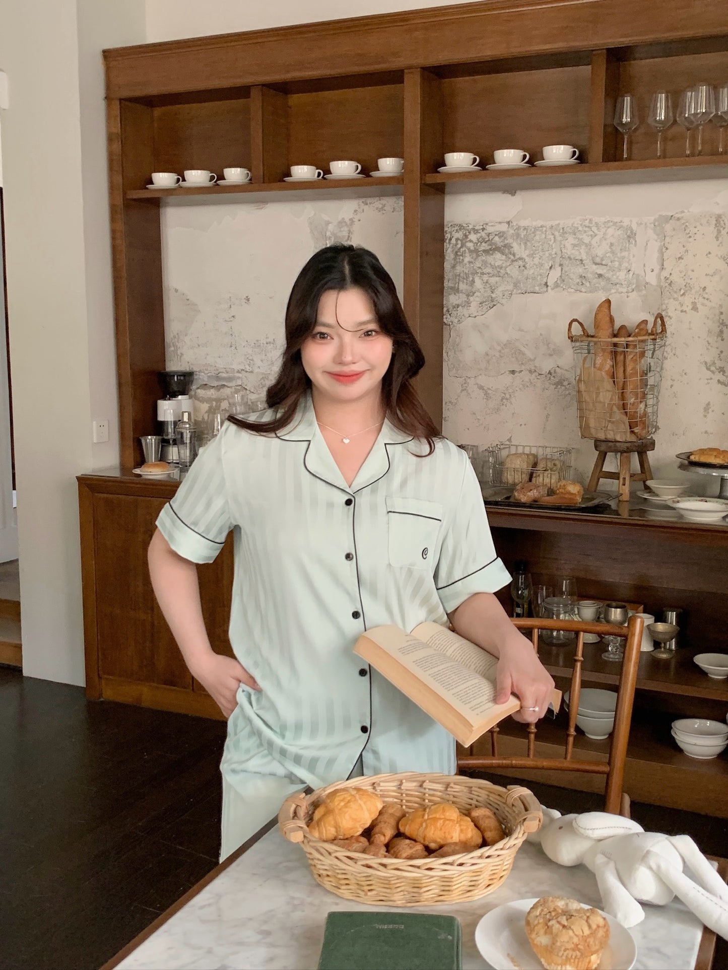 Chillday Collection : Short sleeve + short pants (Baby Green)