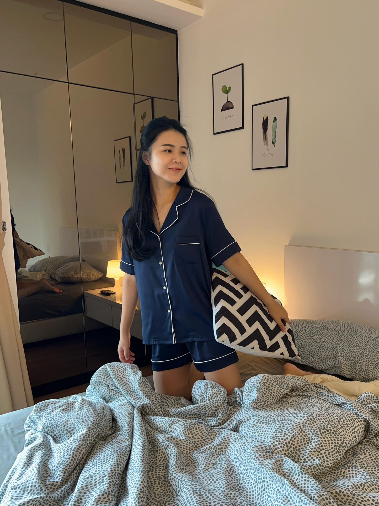 Abby Collection : Short sleeve + short pants (Navy Blue)